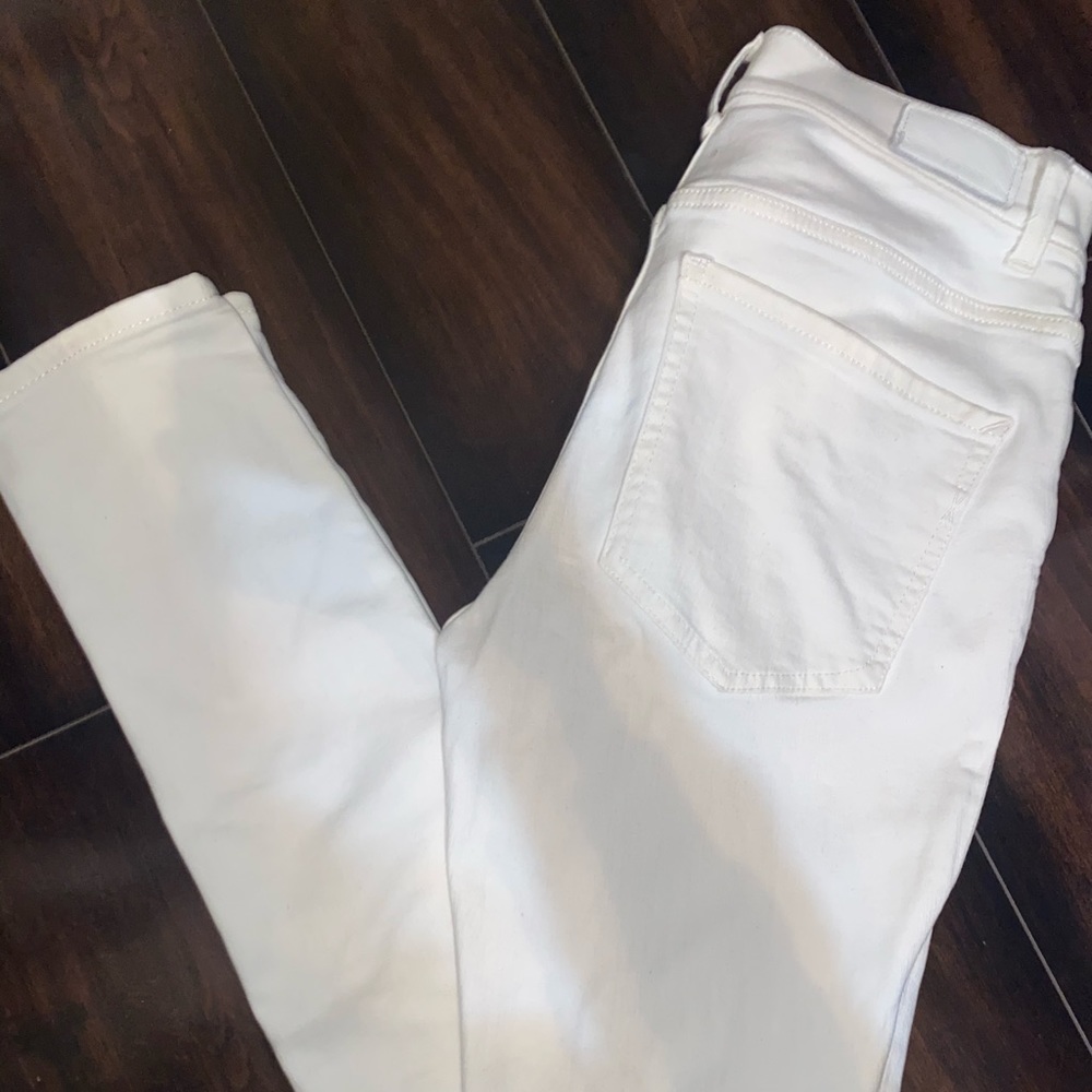EXPRESS WHITE SKINNY JEANS